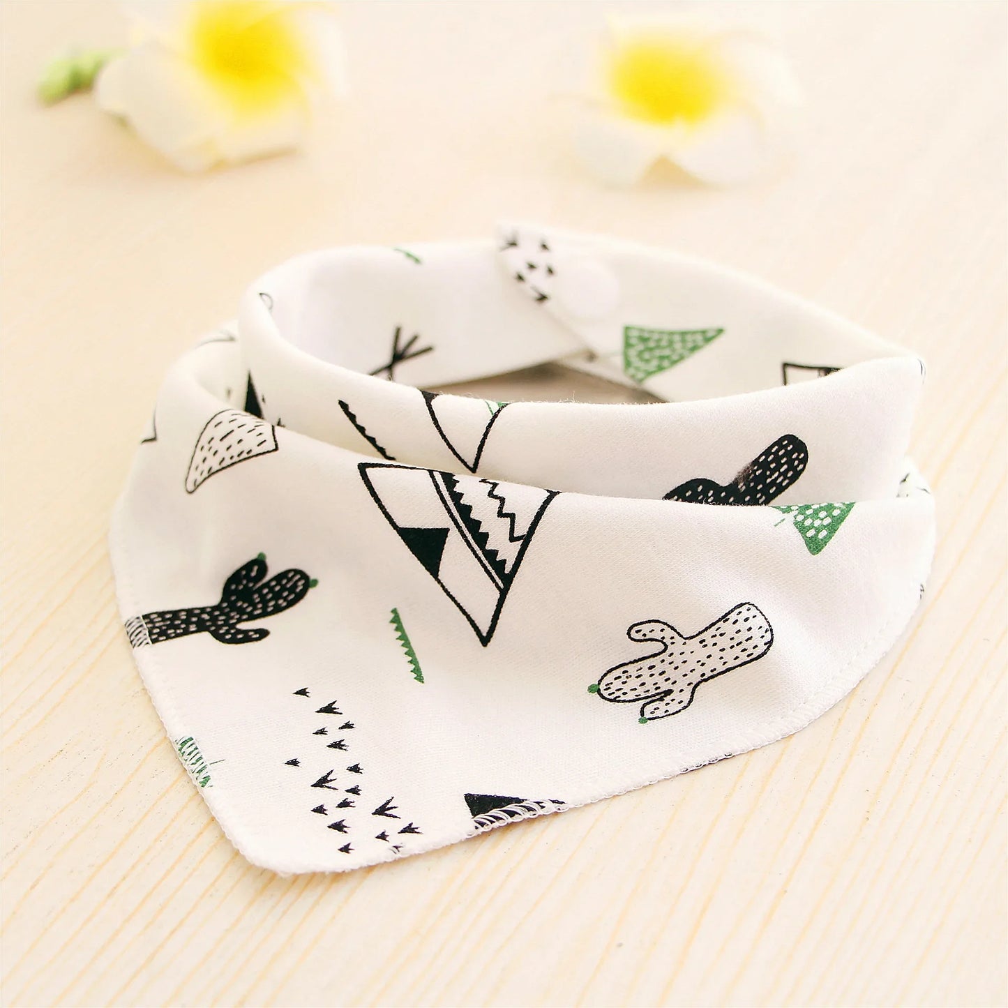 Cotton Triangle Bandana Bib - Cartoon Feeding Scarf for Boys & Girls