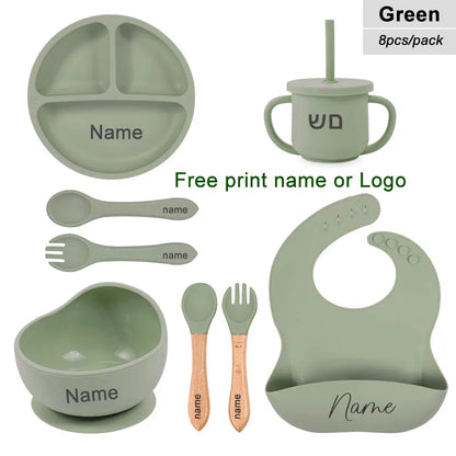 Green baby吃饭 set with name printing option on a white background